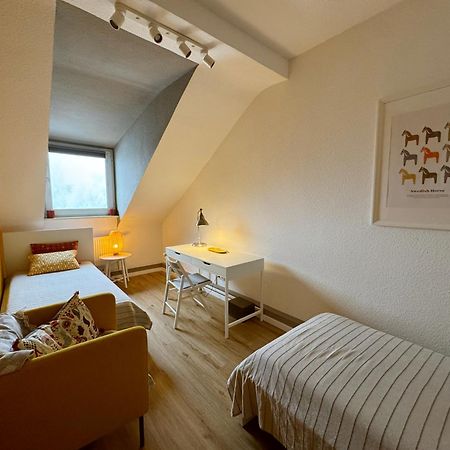 Appartement Big Flat With Fresh Renovation, Free Parking, Sonyps, Netflix à Duisbourg Extérieur photo
