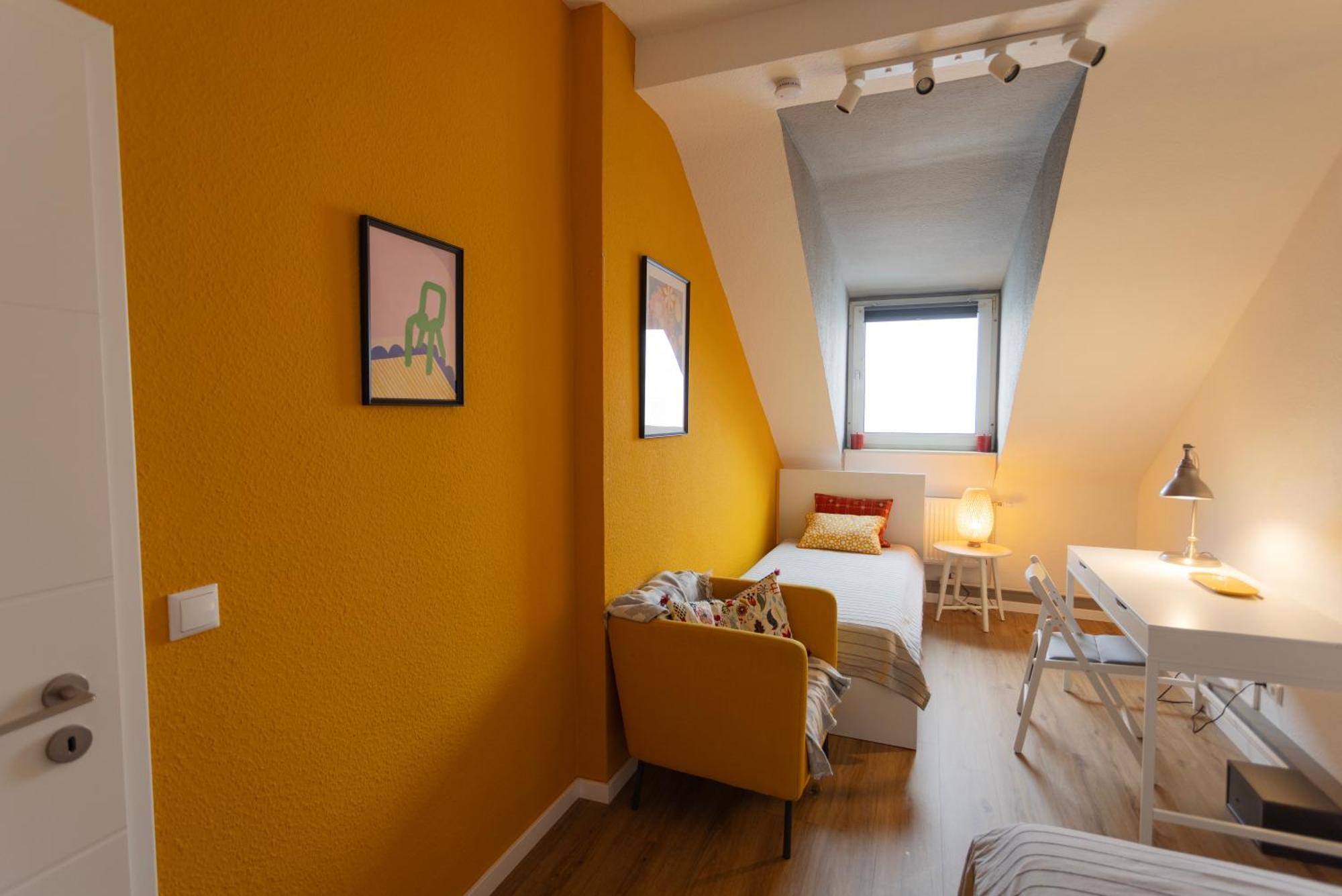 Appartement Big Flat With Fresh Renovation, Free Parking, Sonyps, Netflix à Duisbourg Extérieur photo