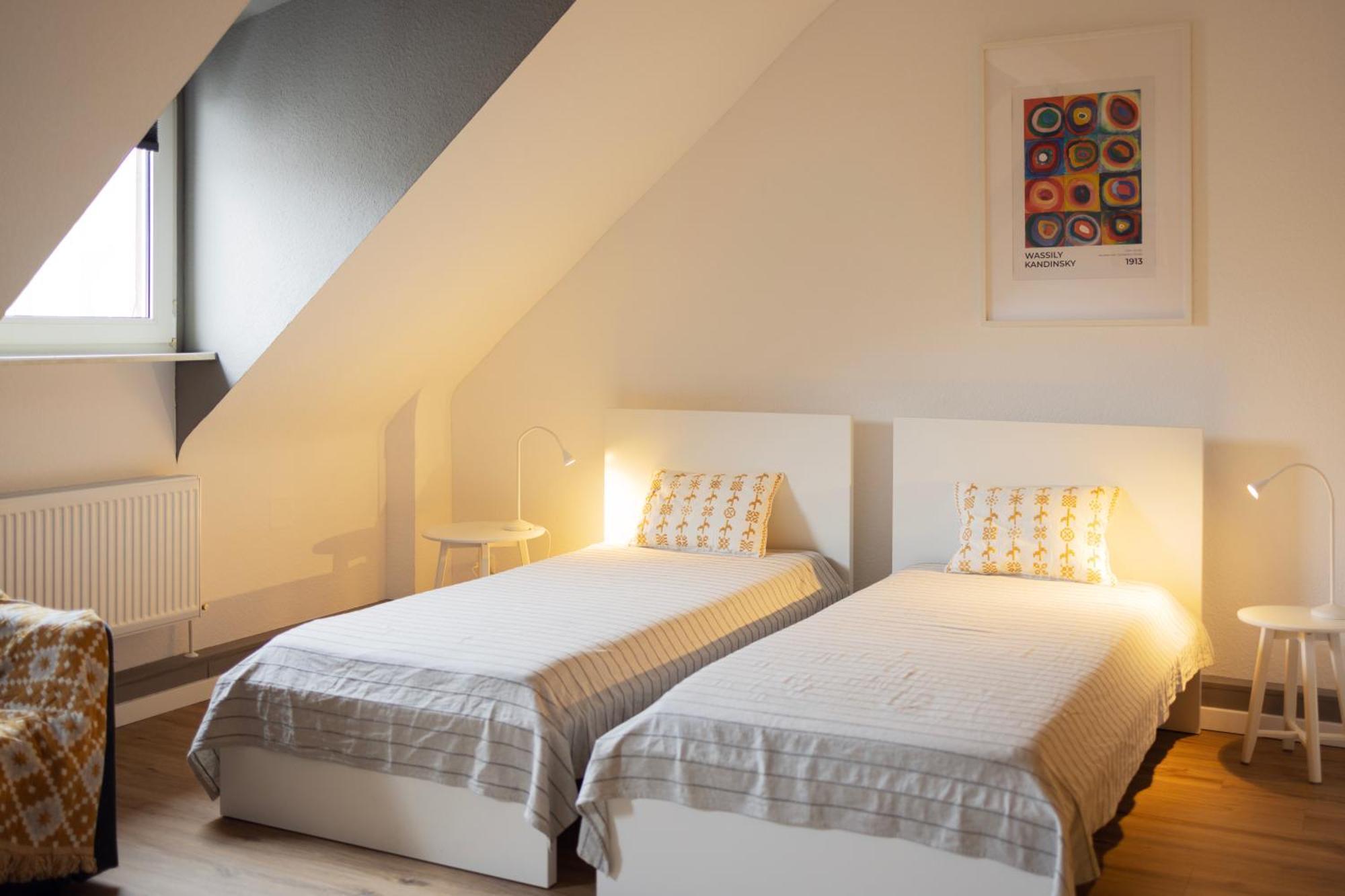 Appartement Big Flat With Fresh Renovation, Free Parking, Sonyps, Netflix à Duisbourg Extérieur photo